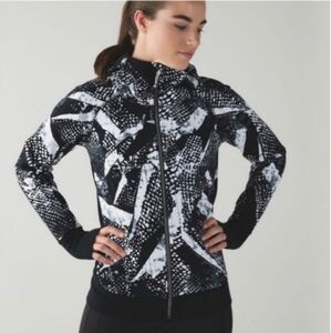 Lululemon Scuba Hoodie III Static Mist White Black / Black, W4IC8S, Size 6